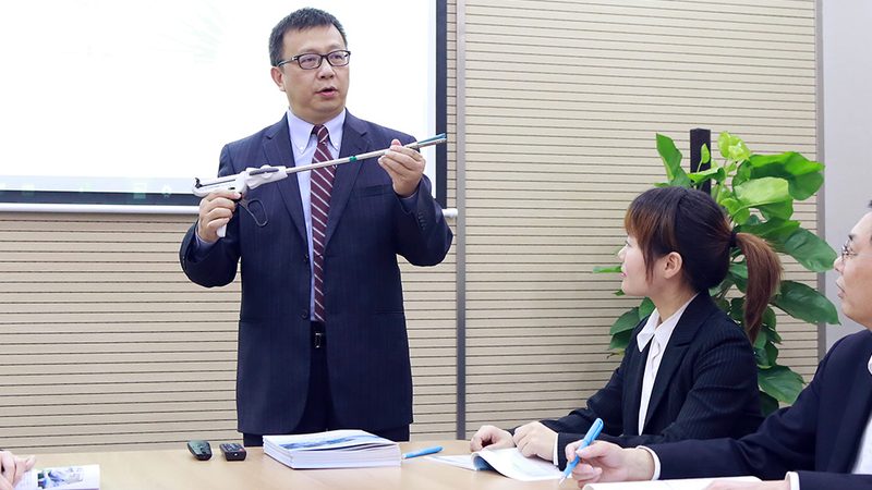 公务员培训机构：揭秘其优缺点，助你明智选择
